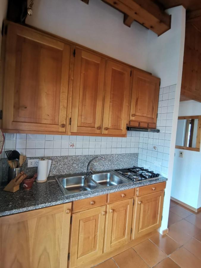 Appartement Mansarda A Carciato, Trilocale In Montagna à Dimaro Extérieur photo